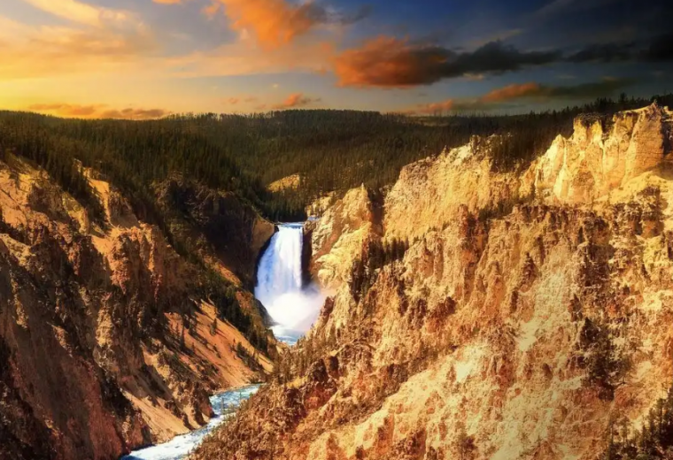 【洛杉矶出发/盐湖城结束7日游】洛杉矶+拉斯维加斯+大峡谷国家公园+羚羊彩穴+布莱斯峡谷国家公园+大提顿国家公园+黄石国家公园+盐湖城 7日游